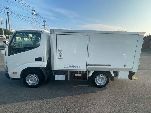 トヨタ 冷凍バン|中古トラックの販売・買取・査定のアイナビ