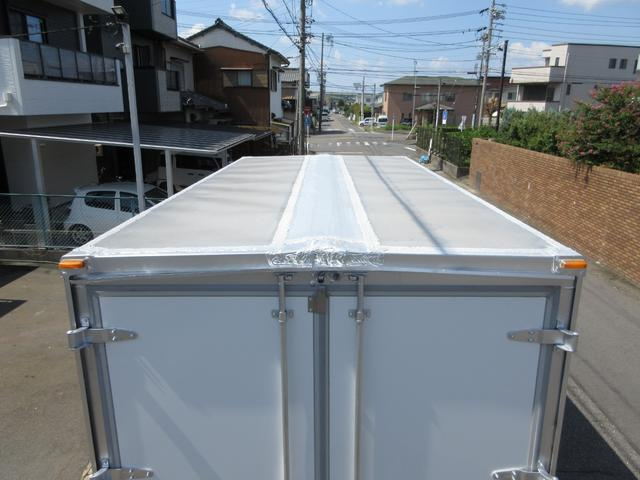 日野 ウイング車 デュトロ|中古トラックの販売・買取・査定のアイナビ