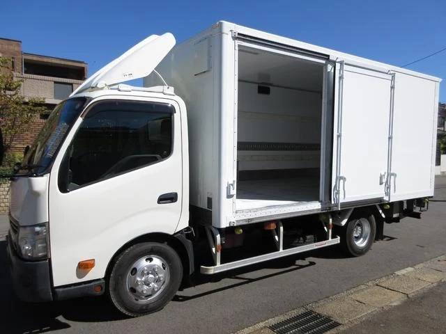 トヨタ バン車|中古トラックの販売・買取・査定のアイナビ