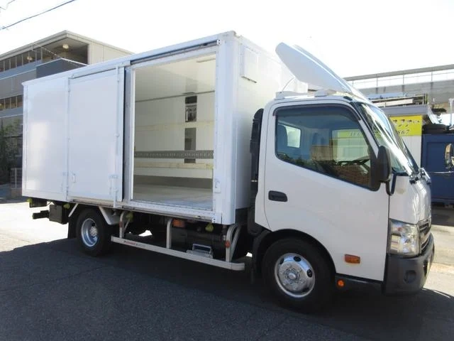 トヨタ バン車|中古トラックの販売・買取・査定のアイナビ