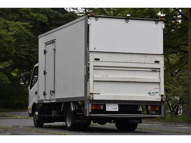 トヨタ バン車|中古トラックの販売・買取・査定のアイナビ