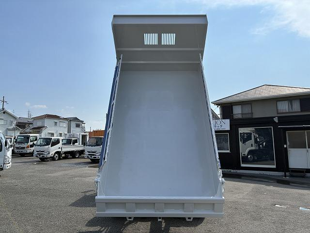 いすゞ ダンプ フォワード|中古トラックの販売・買取・査定のアイナビ