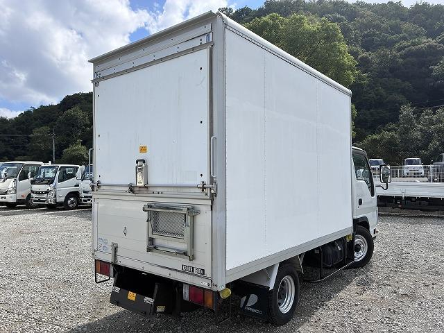 いすゞ バン車|中古トラックの販売・買取・査定のアイナビ