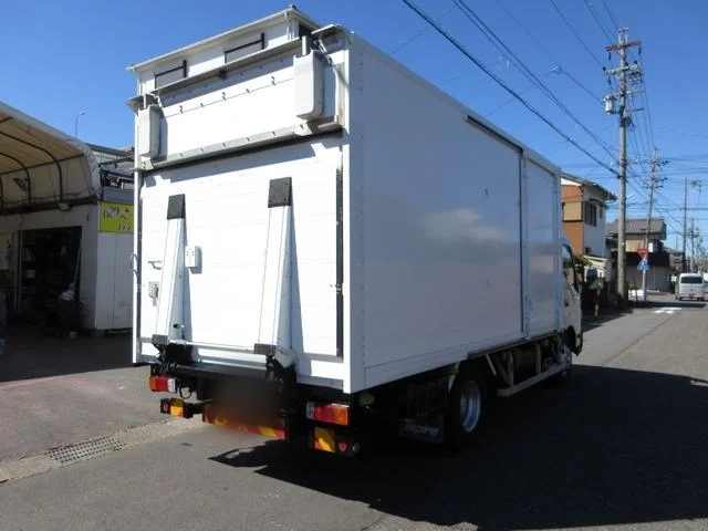 トヨタ バン車|中古トラックの販売・買取・査定のアイナビ