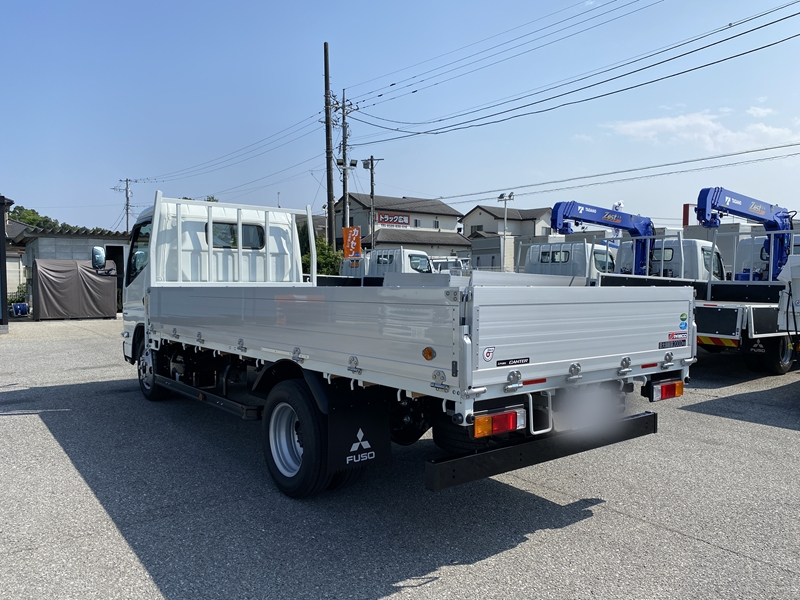 キャンター　標準ロング　全低床　アルミブロック　積載2,000kg　DUONIC|中古トラックの販売・買取・査定のアイナビ