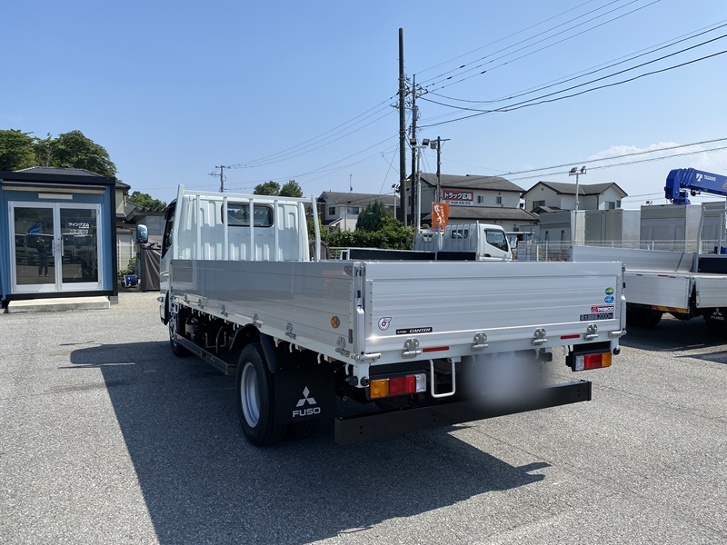 キャンター　標準ロング　全低床　アルミブロック　積載2,000kg|中古トラックの販売・買取・査定のアイナビ