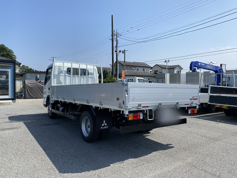 キャンター　標準ロング　全低床　アルミブロック　積載2,000kg|中古トラックの販売・買取・査定のアイナビ