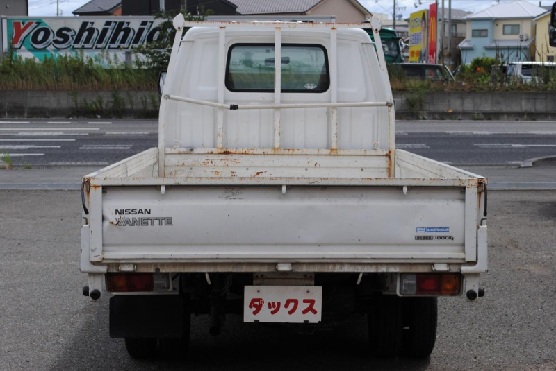 H17　バネットトラック　ロング　積載1　t|中古トラックの販売・買取・査定のアイナビ