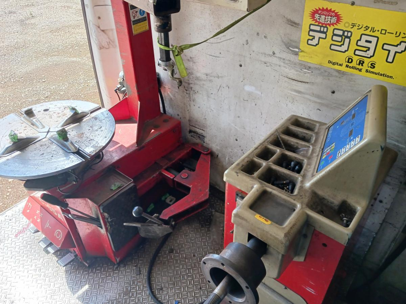 早すぎたヨーロッパスタイル、UTデザイン|中古トラックの販売・買取・査定のアイナビ