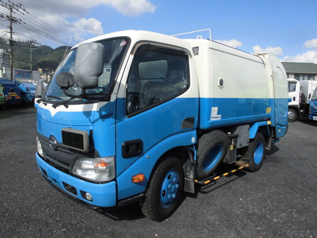 2T　パッカー車　回転式　ダンプ式　塵芥車　新明和5.1立米|中古トラックの販売・買取・査定のアイナビ