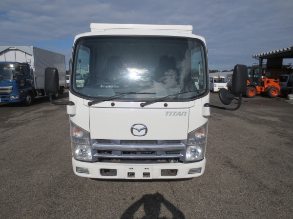マツダ バン車|中古トラックの販売・買取・査定のアイナビ