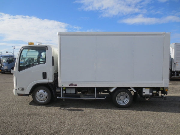 マツダ バン車|中古トラックの販売・買取・査定のアイナビ