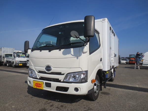 日野 冷凍バン|中古トラックの販売・買取・査定のアイナビ