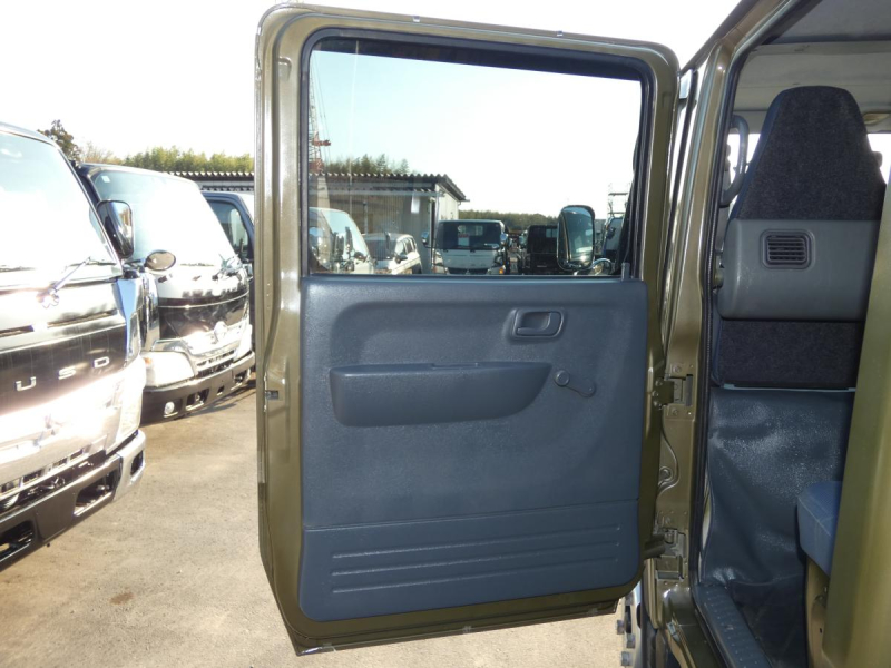 H 27 2トン　マニュアル　Wキャブ ETC|中古トラックの販売・買取・査定のアイナビ