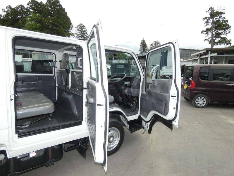 H29 1.5トン　Wキャブ　マニュアル|中古トラックの販売・買取・査定のアイナビ