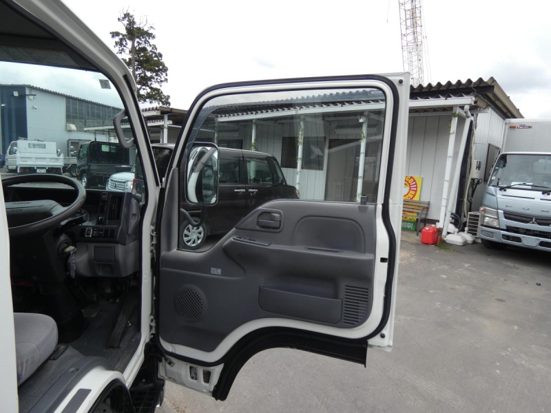 H29 1.5トン　Wキャブ　マニュアル|中古トラックの販売・買取・査定のアイナビ