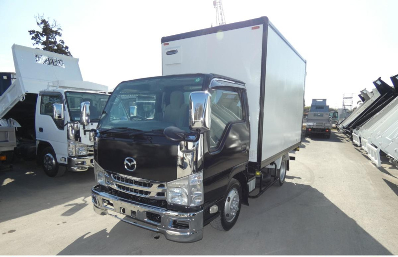 1.5t パネルバン マニュアル　4WD|中古トラックの販売・買取・査定のアイナビ