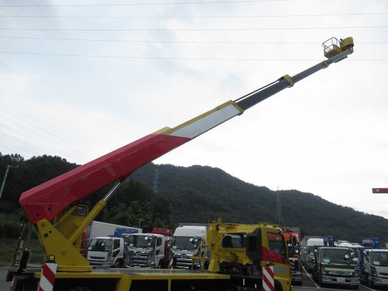 27m　タダノ　高所作業車　積載荷重200　アワメーター4186h|中古トラックの販売・買取・査定のアイナビ
