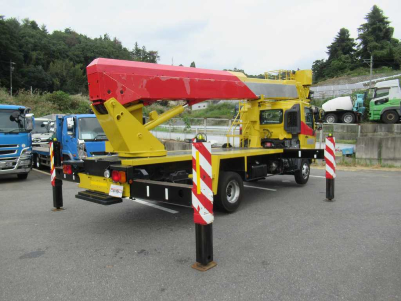 27m　タダノ　高所作業車　積載荷重200　アワメーター4186h|中古トラックの販売・買取・査定のアイナビ