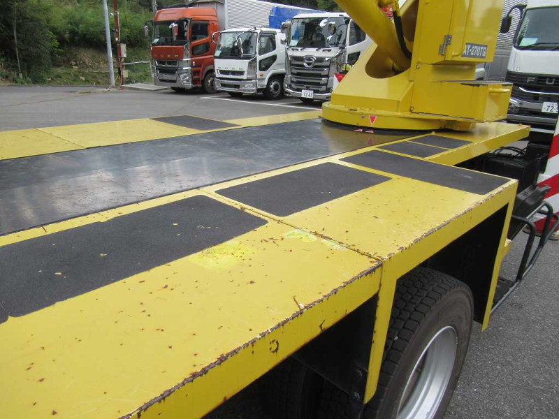 27m　タダノ　高所作業車　積載荷重200　アワメーター4186h|中古トラックの販売・買取・査定のアイナビ