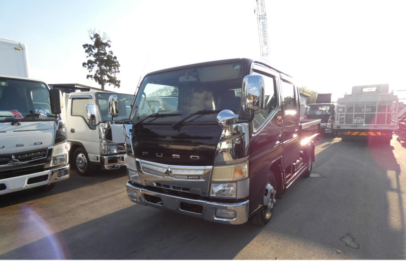 H30 2トン　Wキャブ 4WD　ETC ナビ|中古トラックの販売・買取・査定のアイナビ