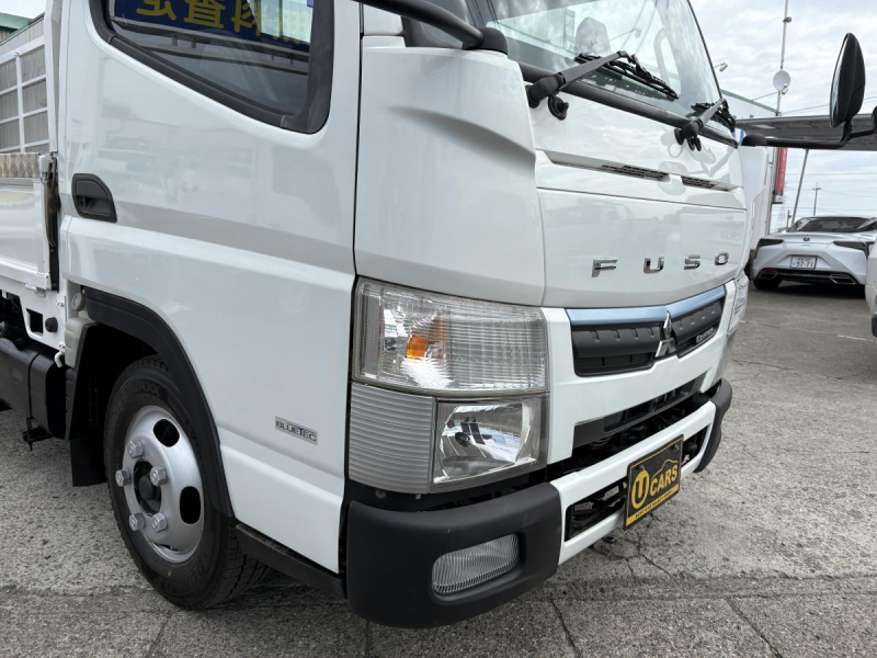 H30 キャンター　2t平ボディ|中古トラックの販売・買取・査定のアイナビ