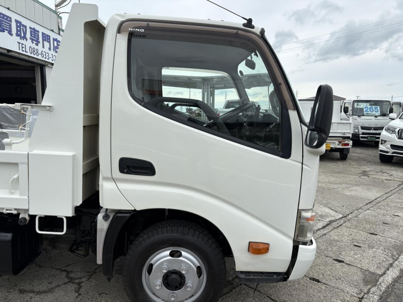 H25　デュトロ　2tダンプ|中古トラックの販売・買取・査定のアイナビ