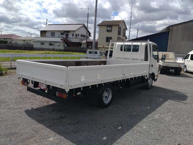 日野自動車 デュトロ　2トン平ボディ　ワイドロング　積載2000kg|中古トラックの販売・買取・査定のアイナビ