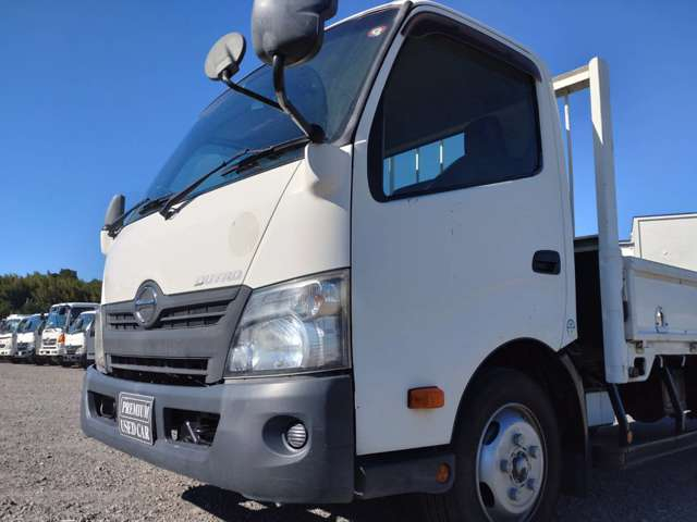 日野自動車 デュトロ　2tヒラボディ　ワイドロング　全低床|中古トラックの販売・買取・査定のアイナビ