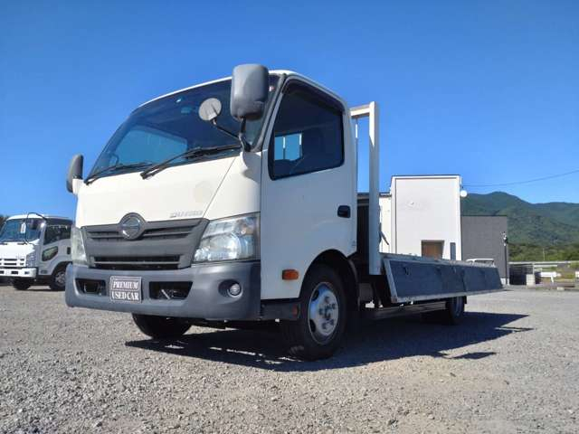 日野自動車 デュトロ　2tヒラボディ　ワイドロング　全低床|中古トラックの販売・買取・査定のアイナビ