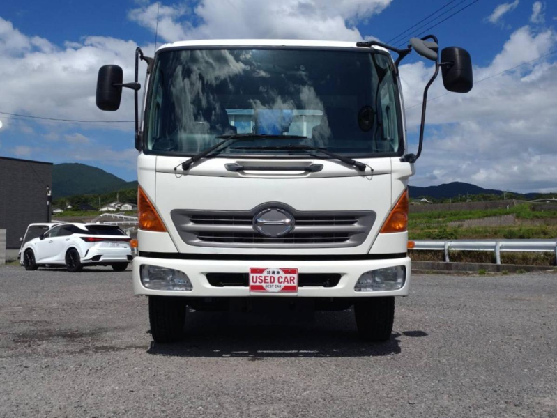 日野自動車 レンジャー 4トンユニック　4段クレーン　ラジコン付|中古トラックの販売・買取・査定のアイナビ
