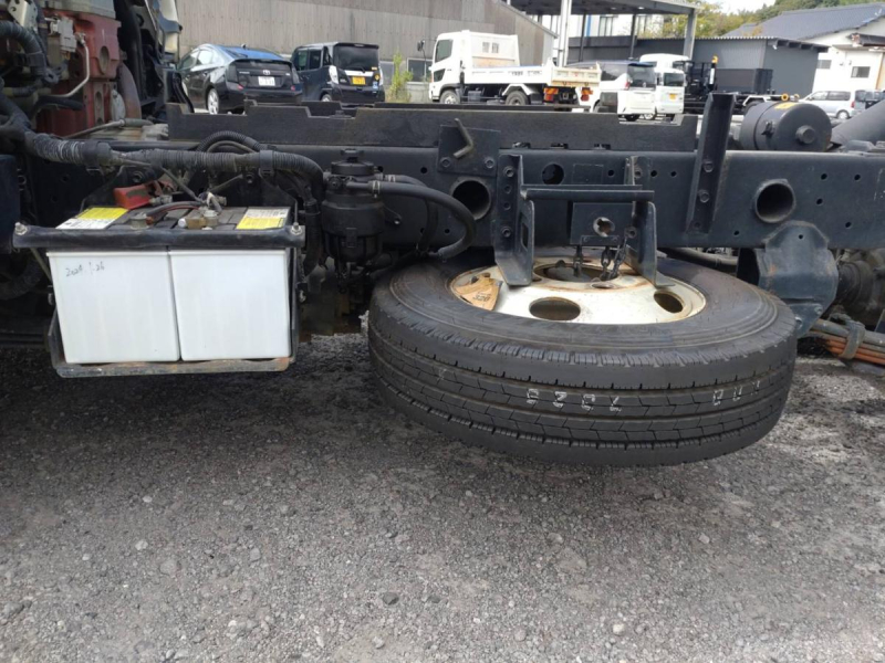 日野自動車 デュトロ　3tダンプ　積載量3000kg　全低床　三方開|中古トラックの販売・買取・査定のアイナビ