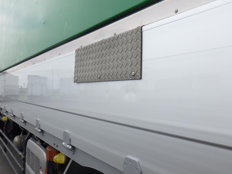 日野 ウイング車|中古トラックの販売・買取・査定のアイナビ