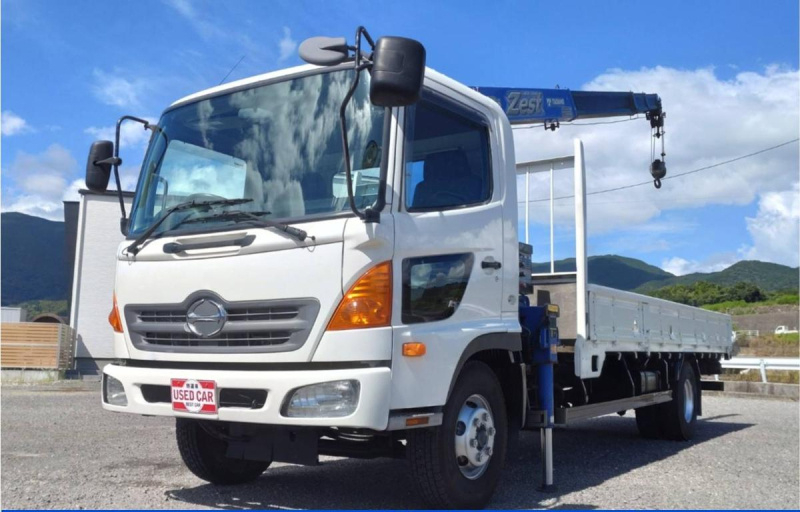 日野自動車 レンジャー 4トンユニック　4段クレーン　ラジコン付|中古トラックの販売・買取・査定のアイナビ