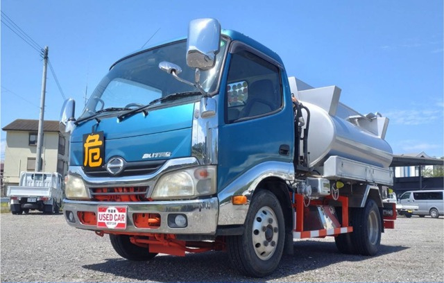 日野自動車 デュトロ タンクローリー　1層3KL　消防書類有り|中古トラックの販売・買取・査定のアイナビ