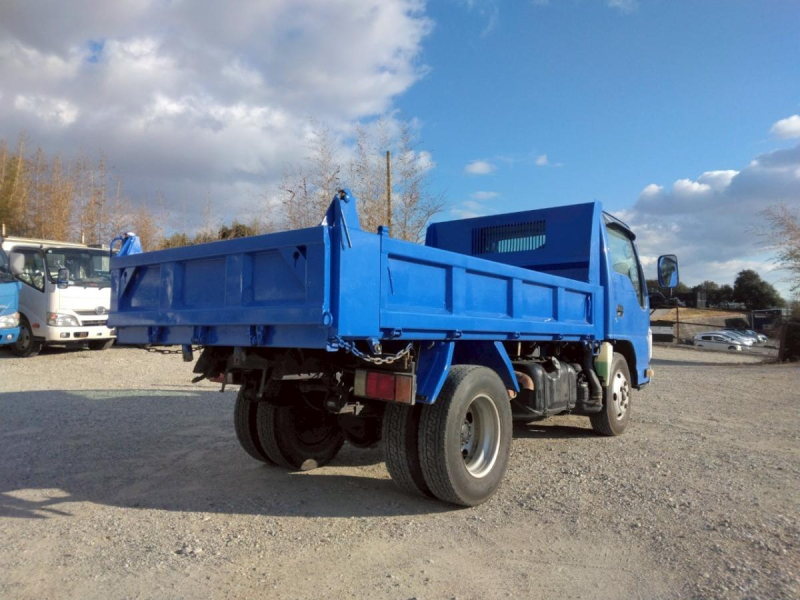 H26年　タイタン 3t 高床 強化ダンプ　No.1048|中古トラックの販売・買取・査定のアイナビ