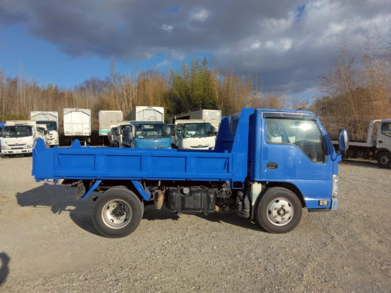 H26年　タイタン 3t 高床 強化ダンプ　No.1048|中古トラックの販売・買取・査定のアイナビ