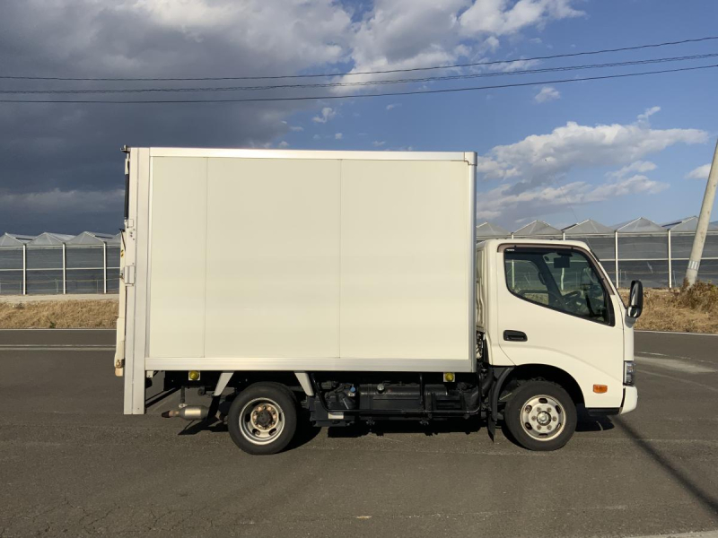 旧普通免許対応　5t未満R4 ダイナ垂直PG AT サイド扉　検付|中古トラックの販売・買取・査定のアイナビ