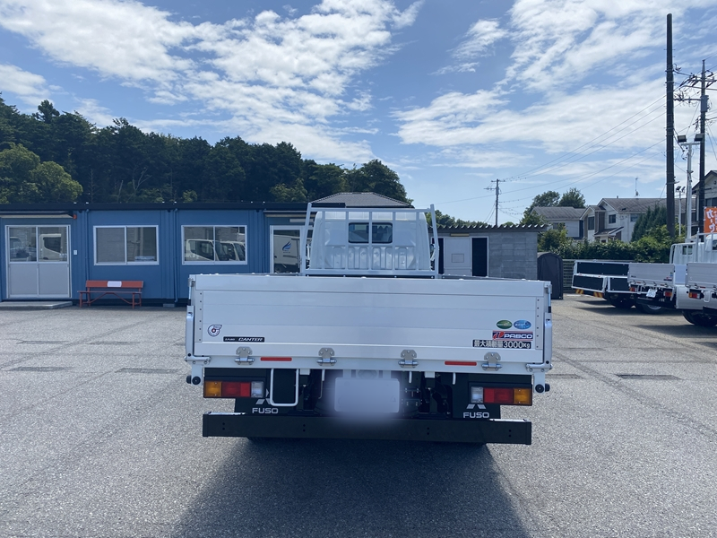 キャンター　標準ロング　全低床　アルミブロック　積載2,000kg|中古トラックの販売・買取・査定のアイナビ