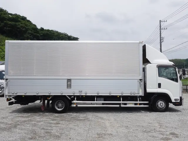いすゞ ウイング車 フォワード|中古トラックの販売・買取・査定のアイナビ