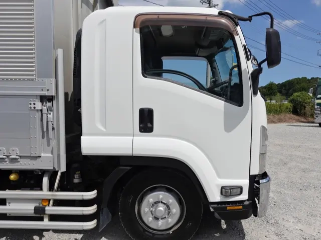 いすゞ ウイング車 フォワード|中古トラックの販売・買取・査定のアイナビ