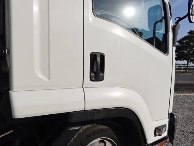 いすゞ ウイング車 フォワード|中古トラックの販売・買取・査定のアイナビ