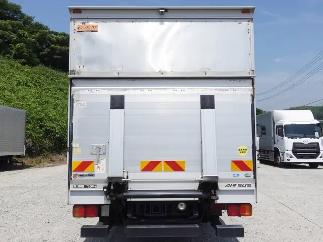 日野 バン車 レンジャー|中古トラックの販売・買取・査定のアイナビ