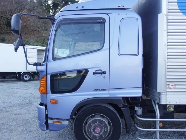 日野 バン車 レンジャー|中古トラックの販売・買取・査定のアイナビ