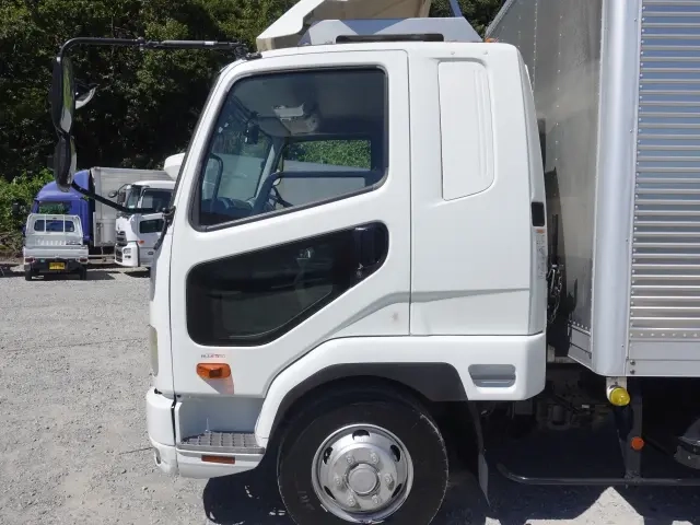 三菱 バン車 ファイター|中古トラックの販売・買取・査定のアイナビ