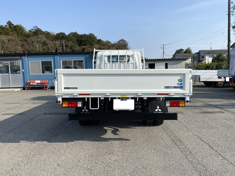 キャンター　セミロング　全低床　木製　積載4,900kg|中古トラックの販売・買取・査定のアイナビ