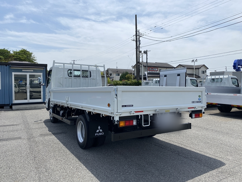 キャンター　ワイドロング　全低床　木製　積載3,500kg　DUONIC|中古トラックの販売・買取・査定のアイナビ