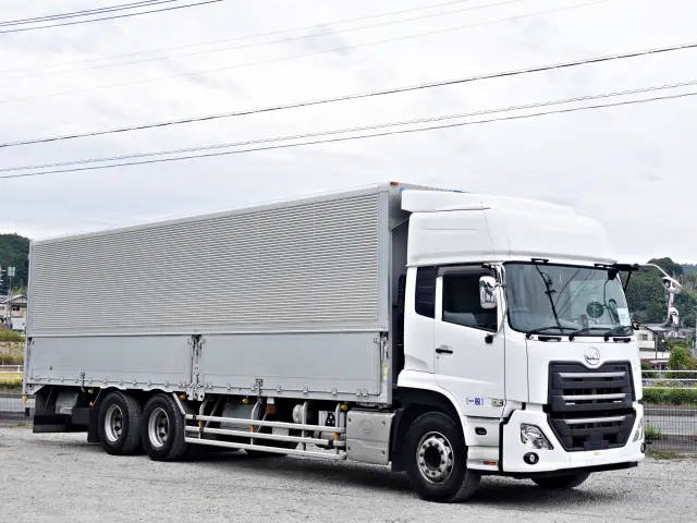 UDトラックス ウイング車 クオン|中古トラックの販売・買取・査定のアイナビ