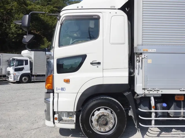 日野 ウイング車 プロフィア|中古トラックの販売・買取・査定のアイナビ