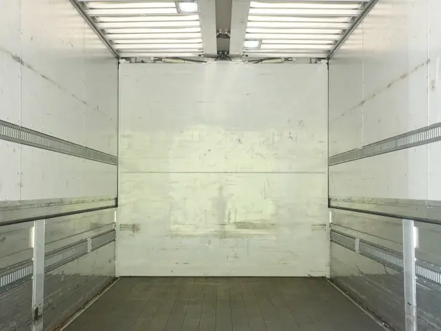 日野 ウイング車 プロフィア|中古トラックの販売・買取・査定のアイナビ